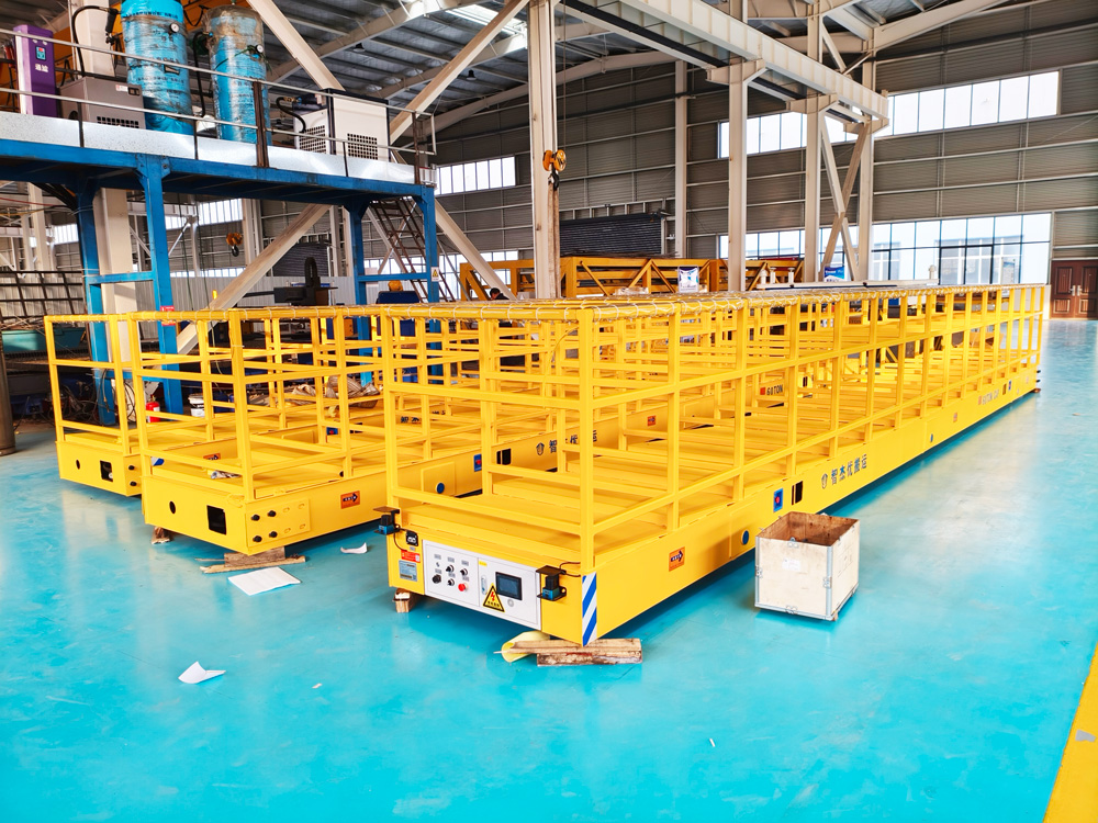 30米三段式軌道平車交付使用 為門架轉(zhuǎn)運量身打造